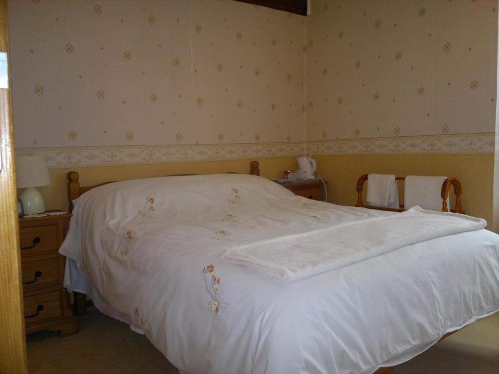 La Maison Jaune Bed & Breakfast Bouresse Eksteriør bilde